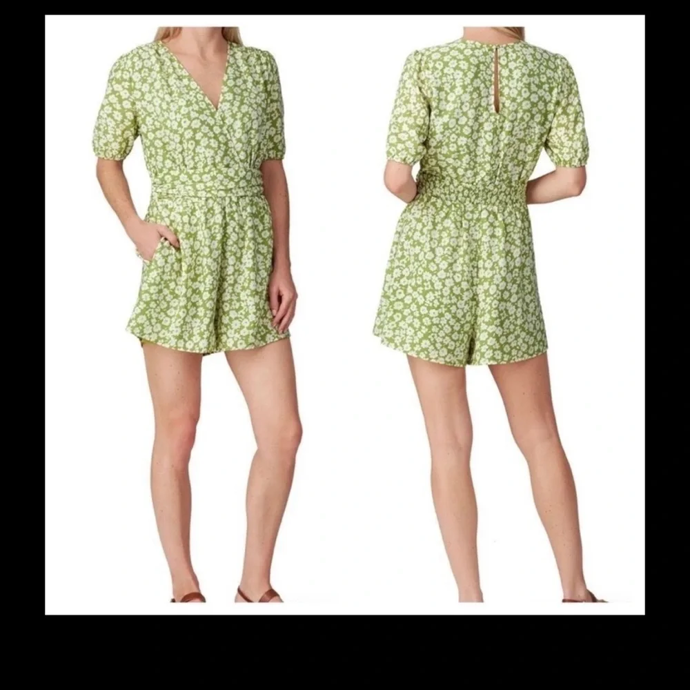 Heartloom Revolve Emory Floral Romper Size Small